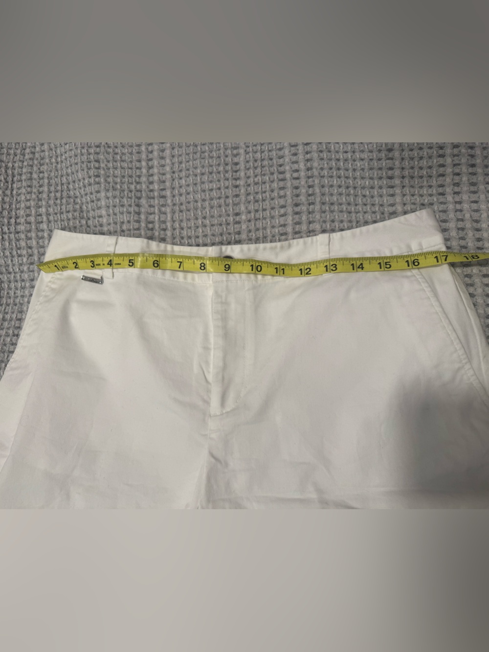 Lauren Ralph Lauren White Bermuda Shorts Lightweight Summer Essential - Picture 7 of 11